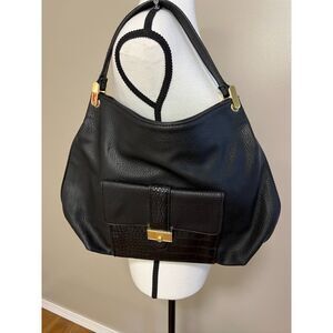 NWOT Olivia + Joy faux pebbled leather shoulder/hobo bag